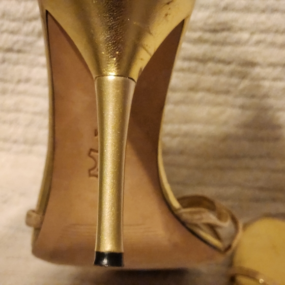 Gold Sparkle Guess Heels sz 10 T straps - Picture 8 of 11